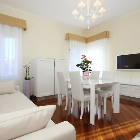 Splendid 250m From St Marks Square *