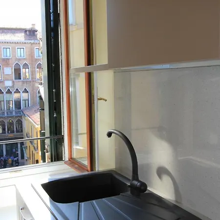 Splendid 250m From St Marks Square Venedik