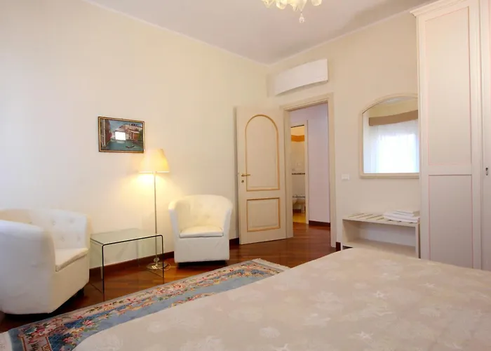 Splendid 250m From St Marks Square Apartament Wenecja